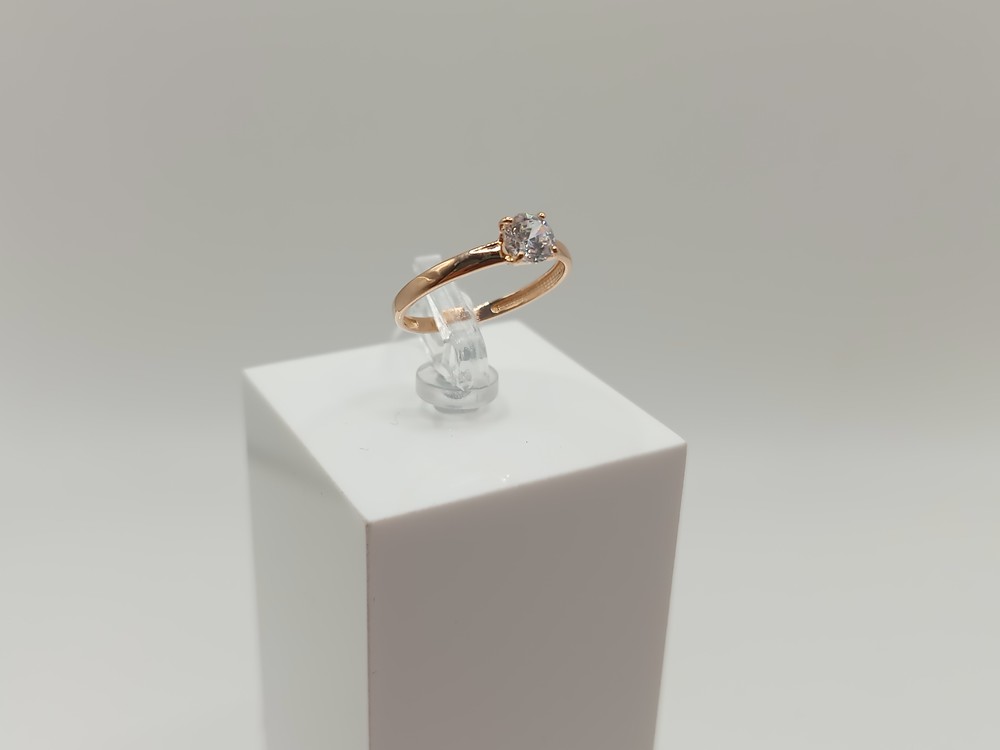 КОЛКМ585 КОЛЬЦО С КАМНЕМ (Au 585)