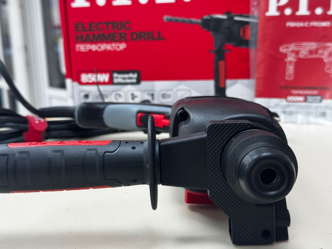 Перфоратор P.I.T. PBH24-C