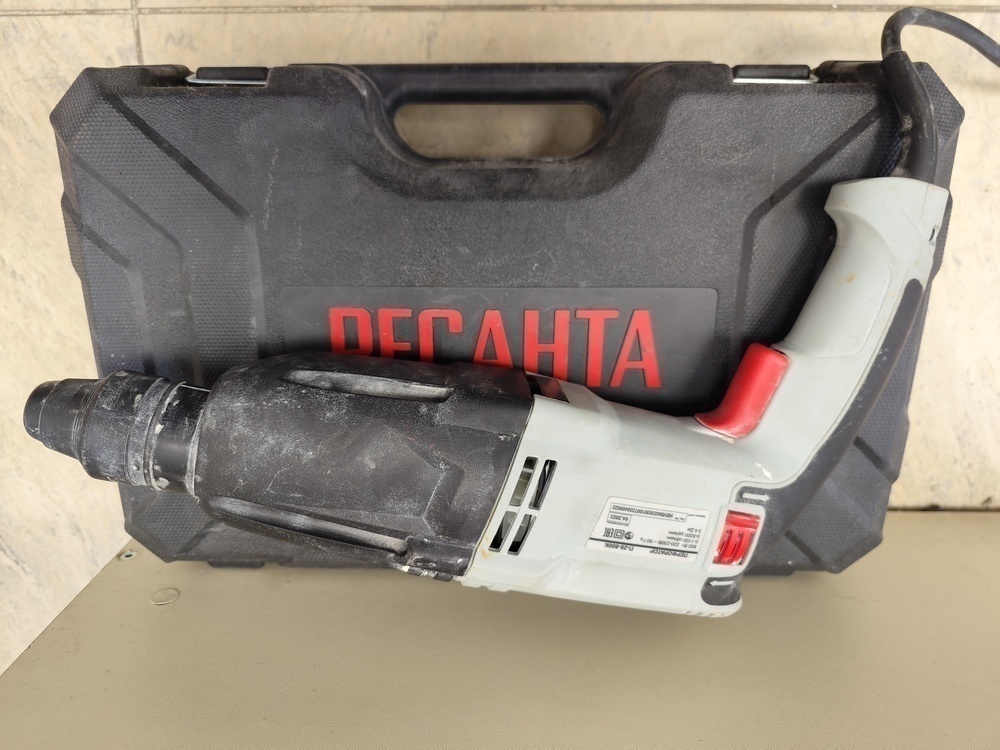 Перфоратор Ресанта П-28-800К