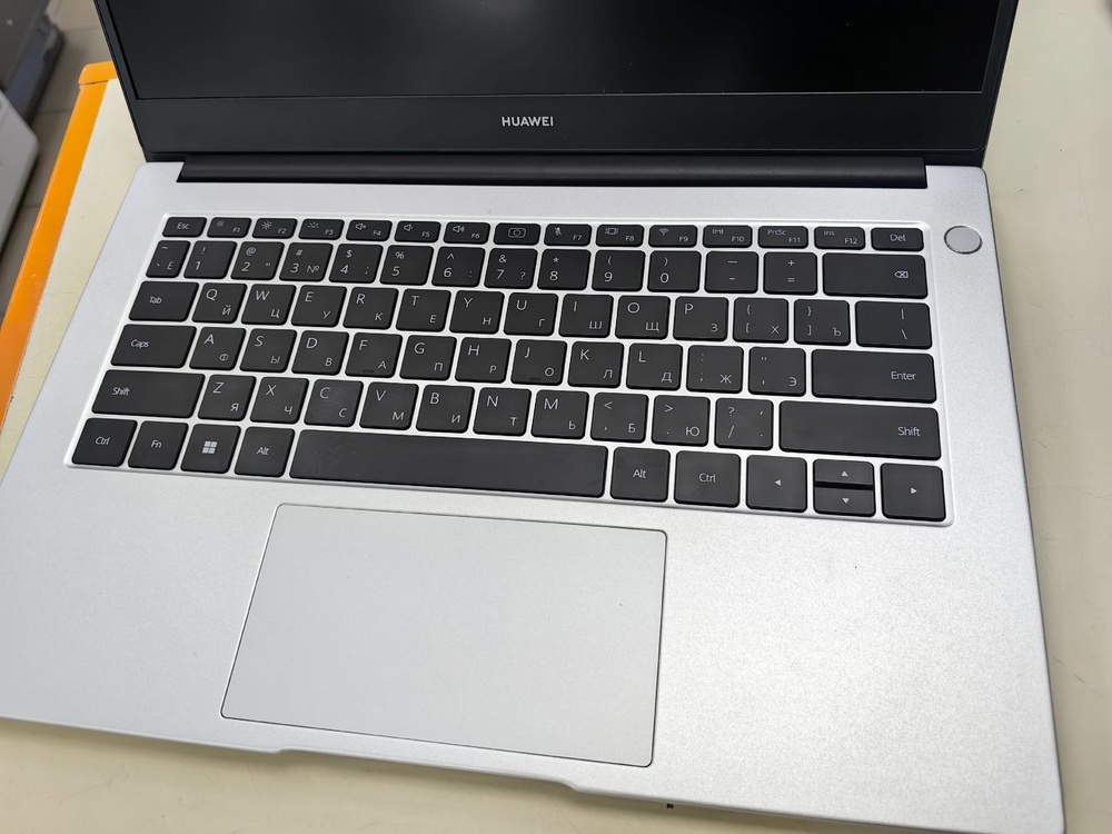 Ноутбук Huawei NbDE-WDH9; Core I5-1155G7, Intel iris XE Graphics, 8 Гб, 512 GB, Нет