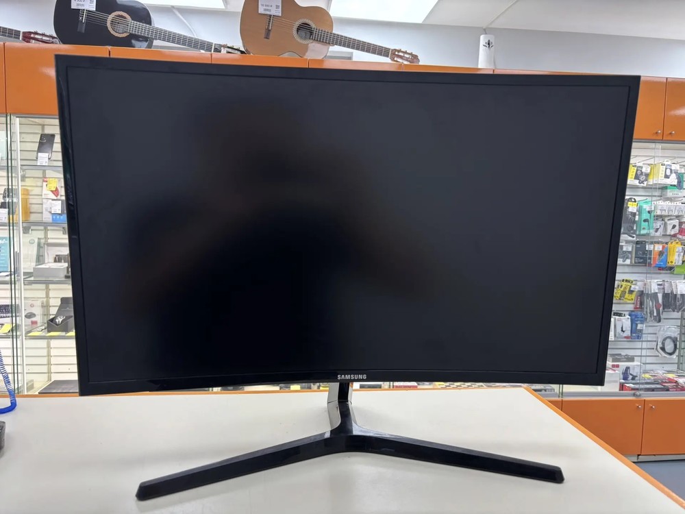 Монитор Samsung LC27F396FHIXRU
