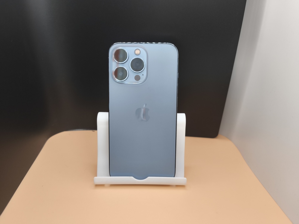 Смартфон Apple iPhone 13 Pro 128Gb