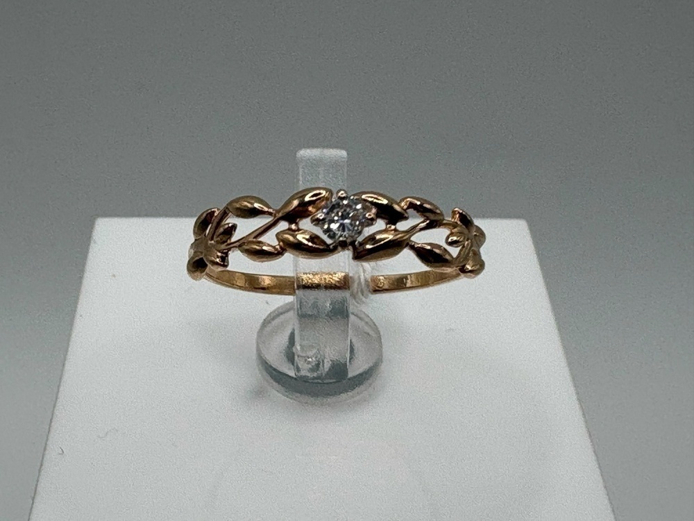 КОЛКМ585 КОЛЬЦО С КАМНЕМ (Au 585)