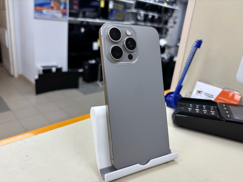 Смартфон Apple iPhone 15 Pro Max 256Gb