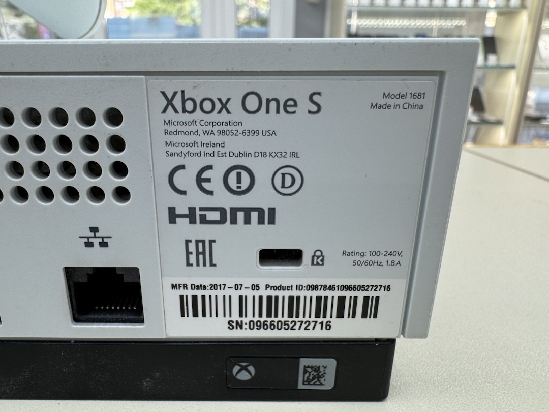 Игровая приставка Xbox One S 500Gb