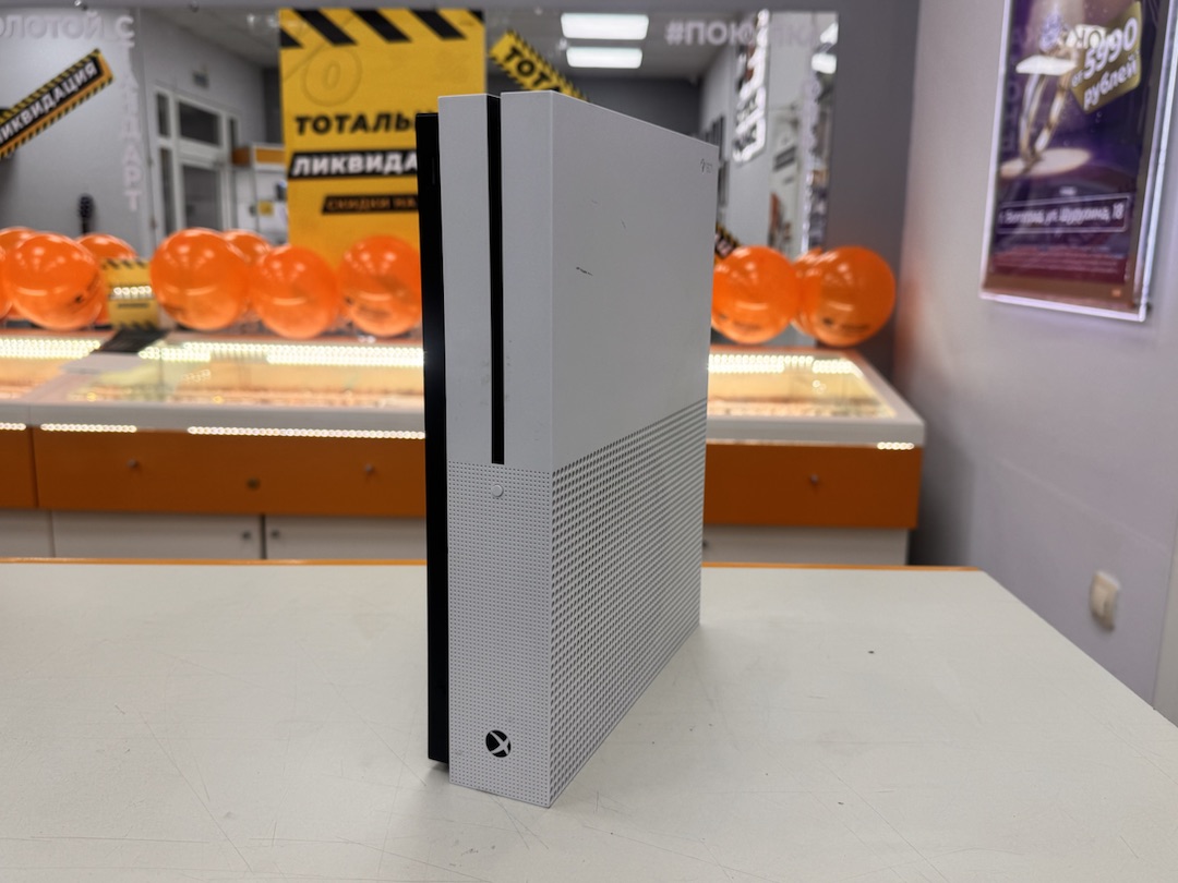 Игровая приставка Xbox One S 500Gb