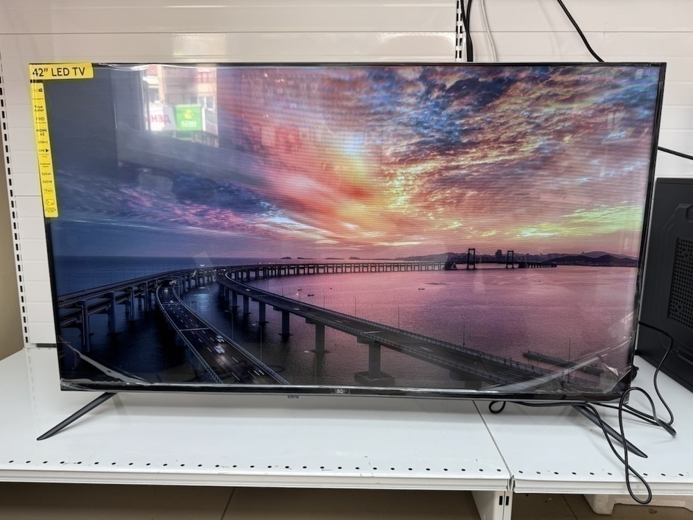 LED Телевизор BQ 42FS02B