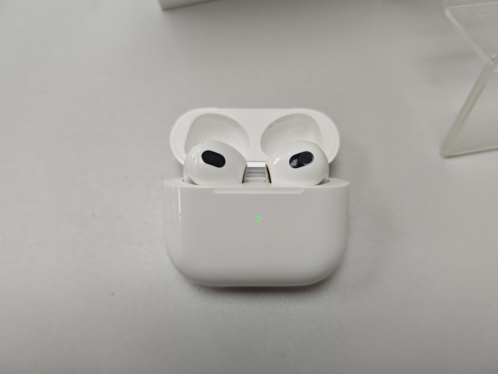 Наушники беспроводные Apple Airpods 3