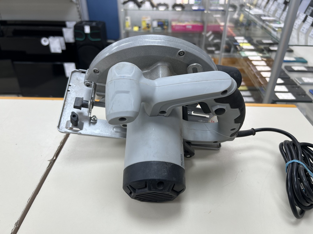 Дисковая пила Ресанта ДП-190/1800;