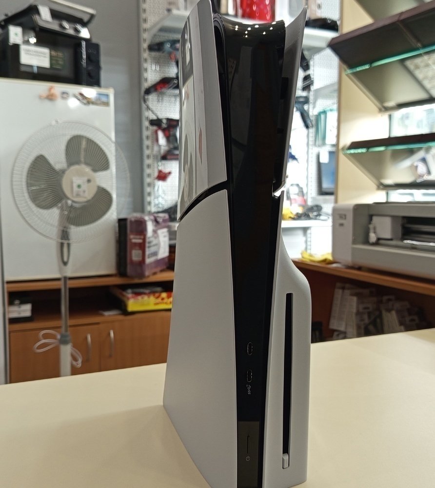 Игровая приставка PlayStation 5 Slim 1TB (С дисководом)
