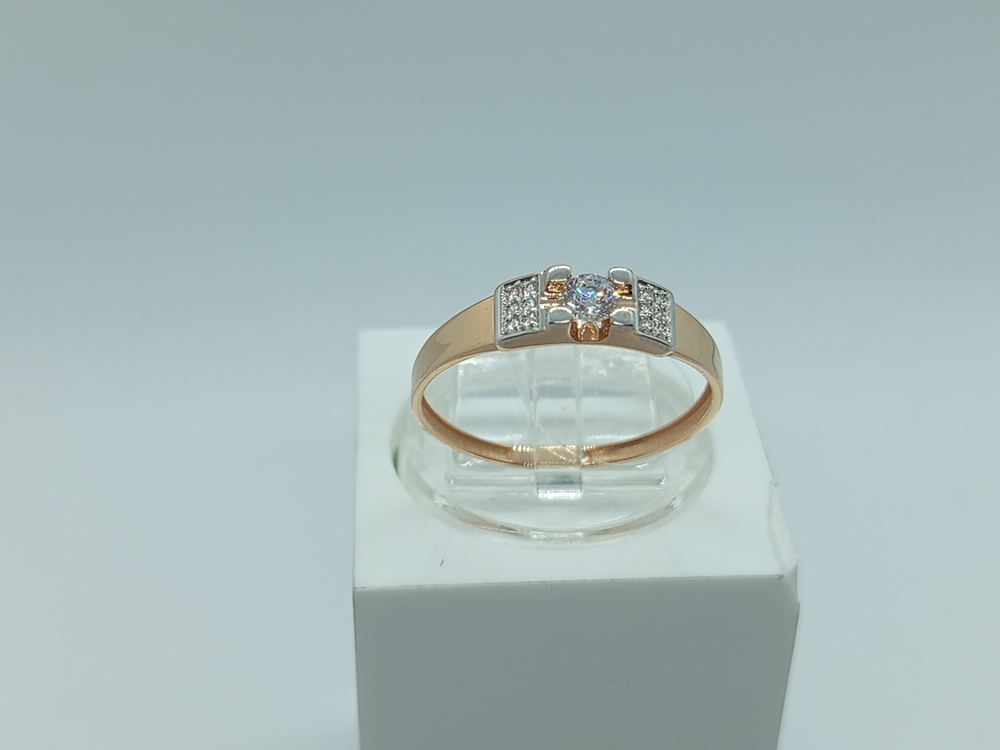 КОЛЬЦО С КАМНЯМИ (Au 585)