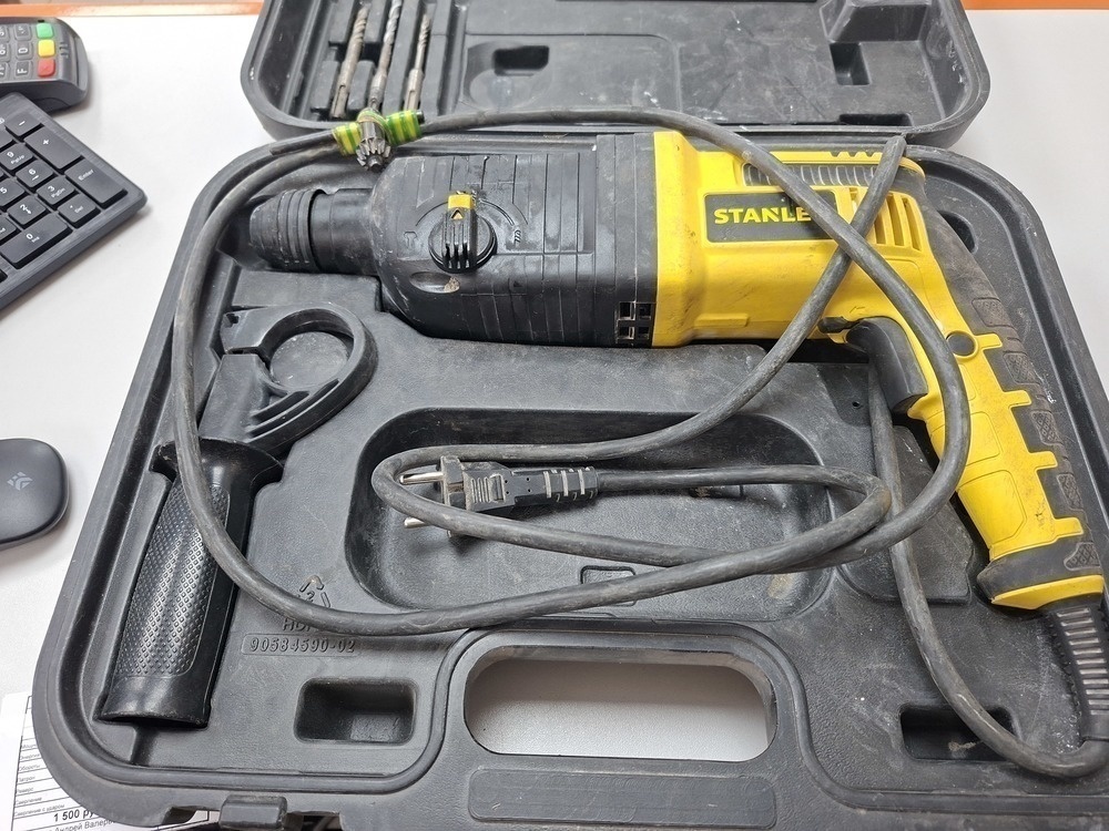 Перфоратор Stanley STHR223K