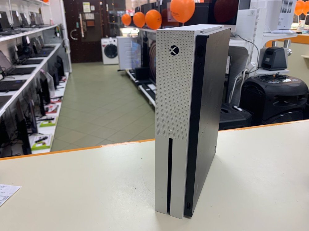 Игровая приставка Xbox One S 500Gb