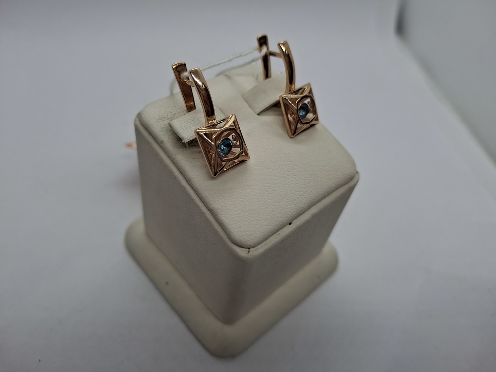 СКМ585 СЕРЬГИ С КАМНЕМ (Au 585)