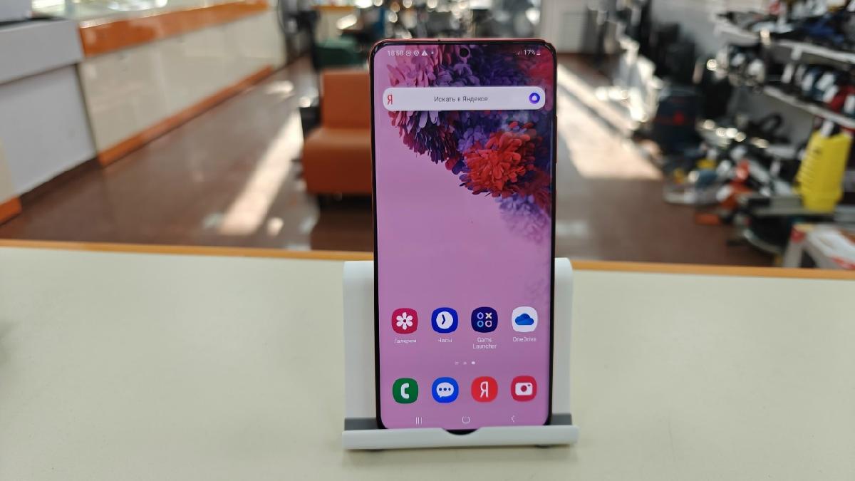 Смартфон Samsung Galaxy S20 Plus