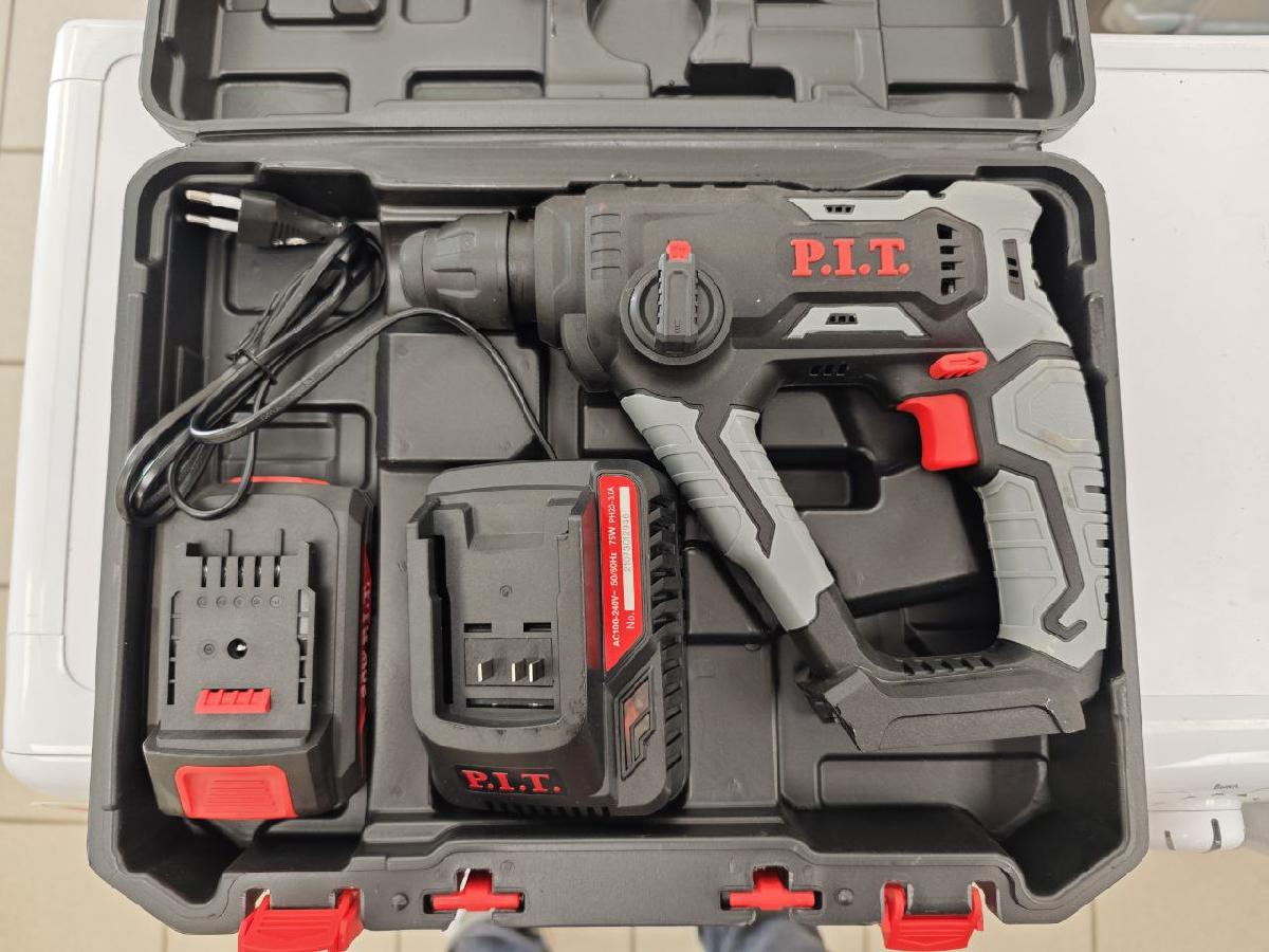 Перфоратор P.I.T. PBH20H-18A/1