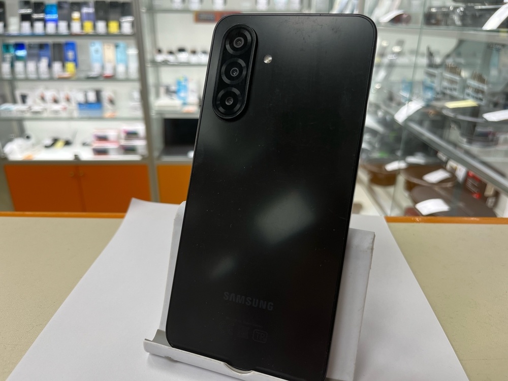 Смартфон Samsung Galaxy A17 6/128