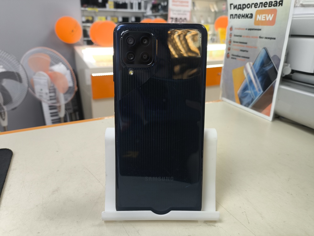 Смартфон Samsung Galaxy M32 6/128