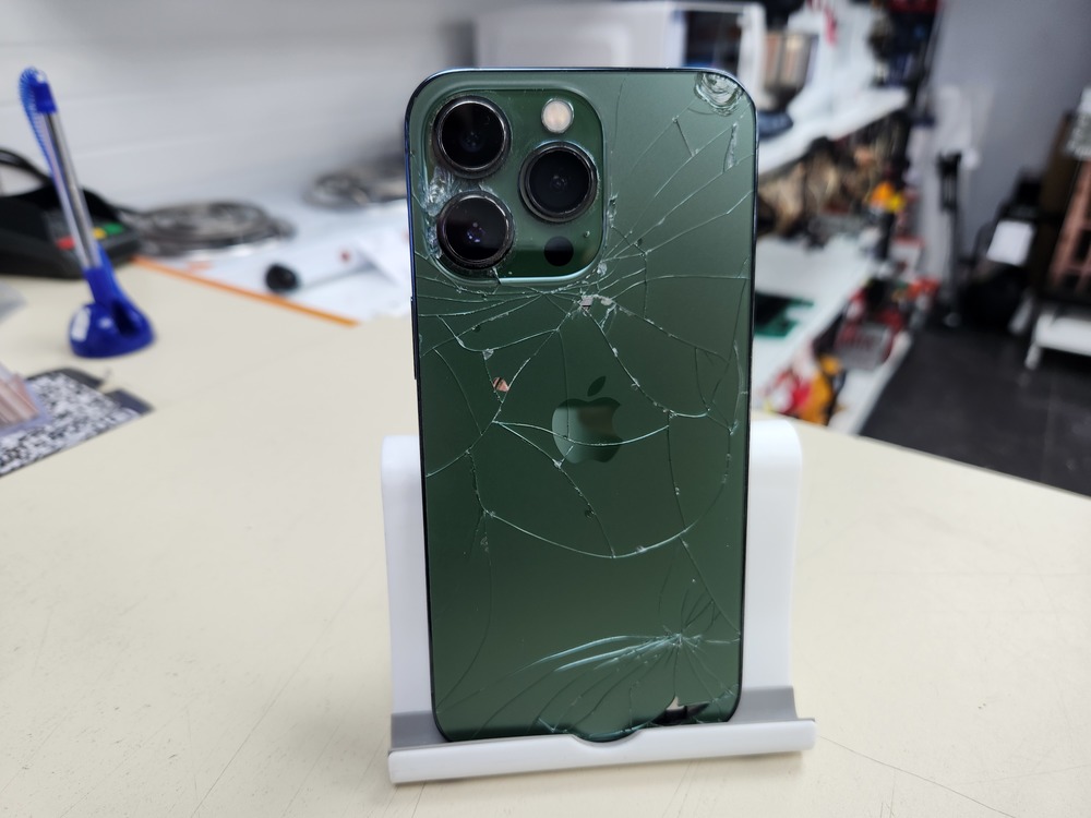 Смартфон Apple iPhone 13 Pro 256Gb