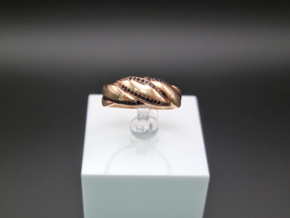 04-51-0822-04 КОЛЬЦО С КАМНЯМИ (Au 585)