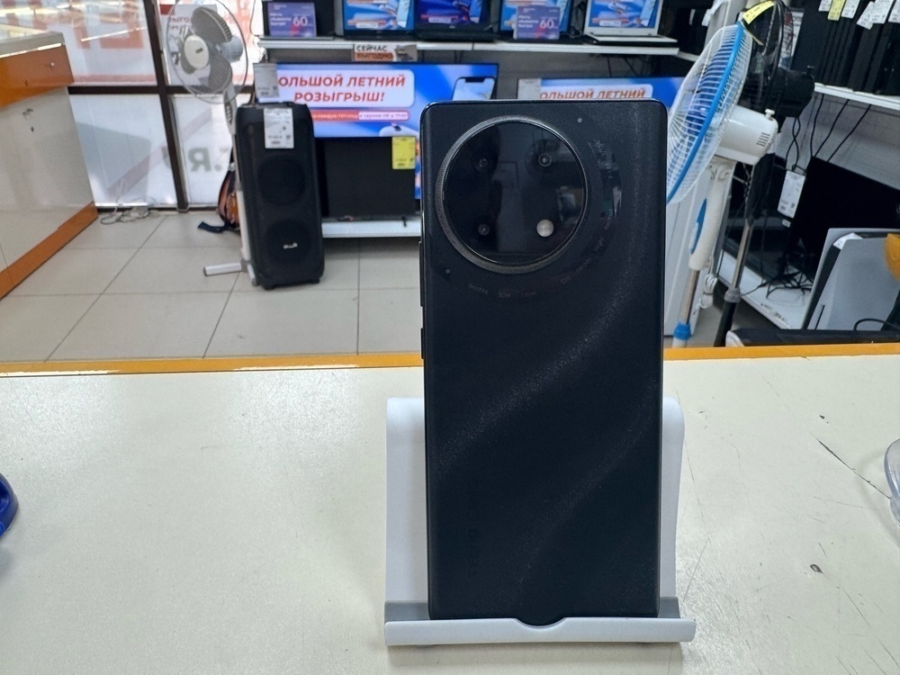 Смартфон Tecno Camon 30S 6/128