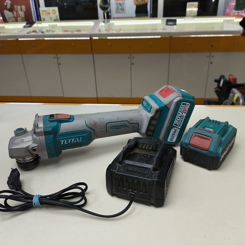 Угловая шлифмашина Total TAGLI 201258