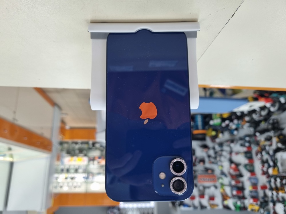 Смартфон Apple iPhone 12 64Gb