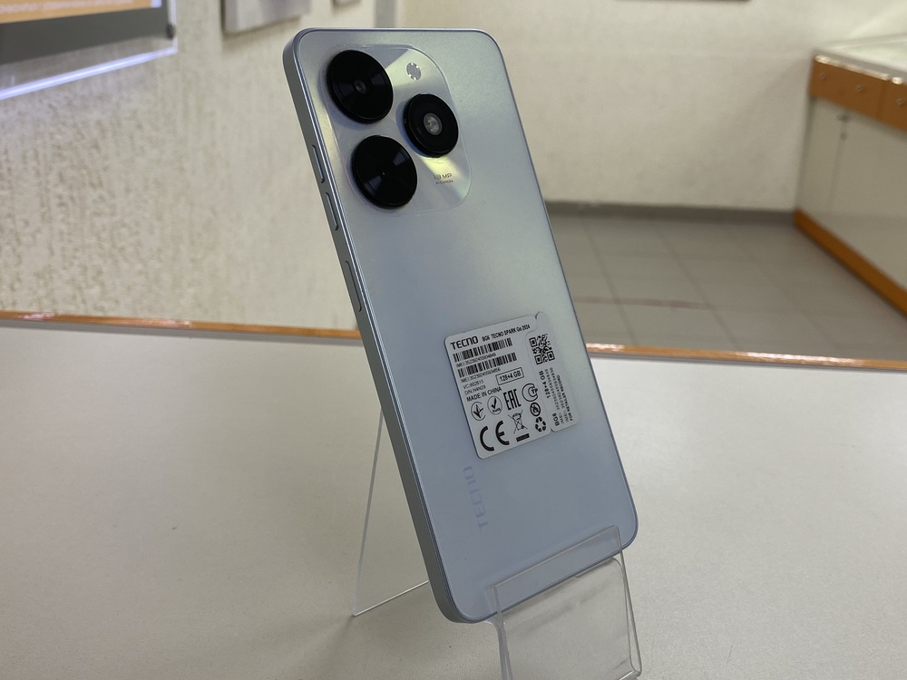 Смартфон Tecno Spark Go 2024 4/128
