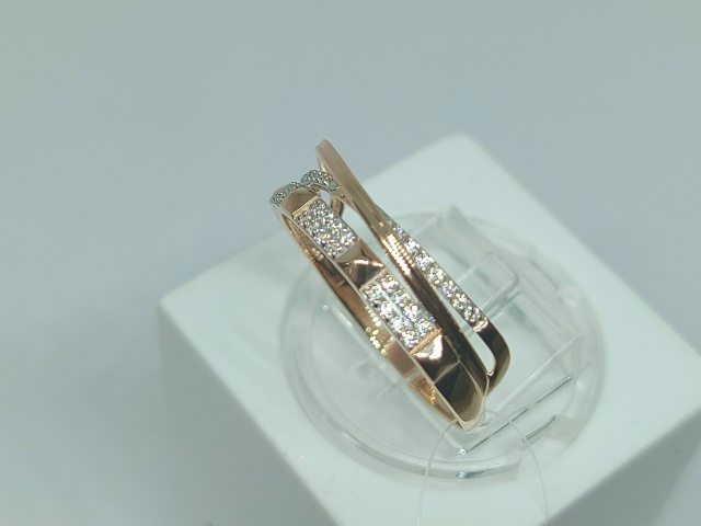 КОЛЬЦО С КАМНЯМИ (Au 585)