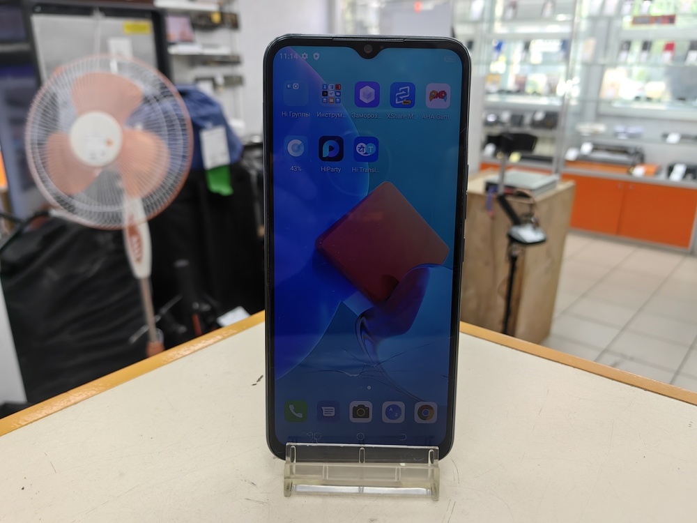 Смартфон Tecno Spark 8C 4/64
