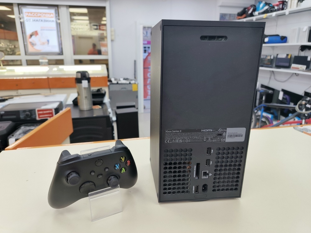 Игровая приставка Xbox Series X 1Tb