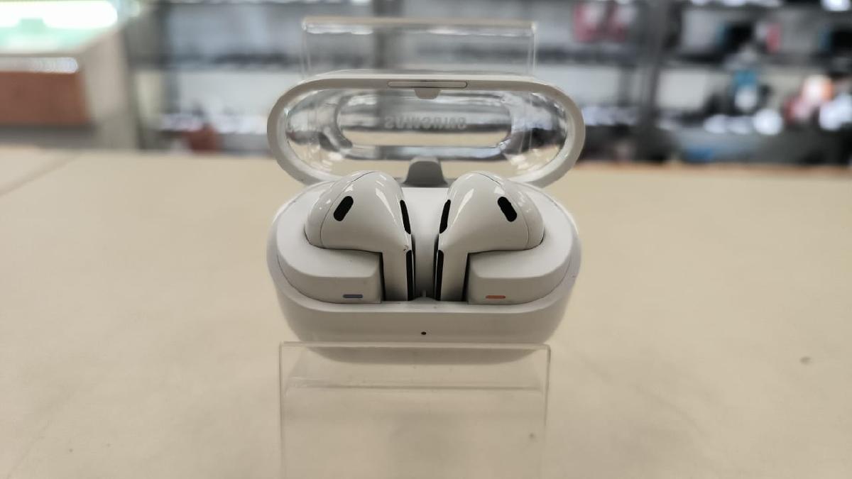 Наушники беспроводные Samsung BUDS 3