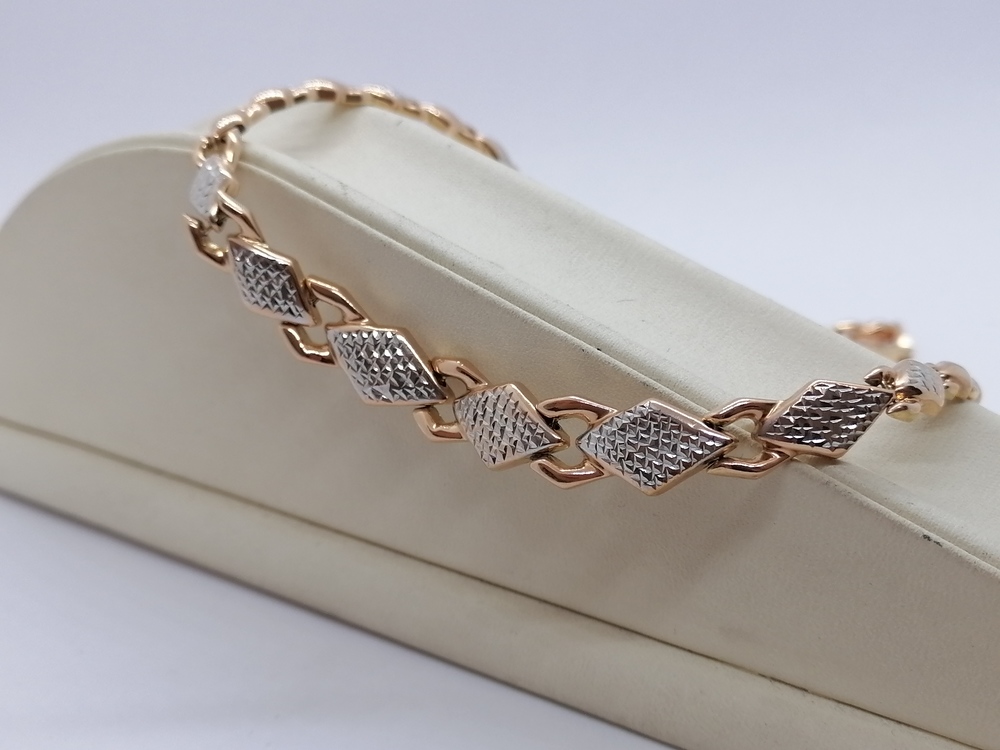 КОЛЬЕ БЕЗ КАМНЯ Au 585