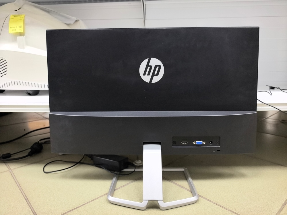 Монитор HP 24er;