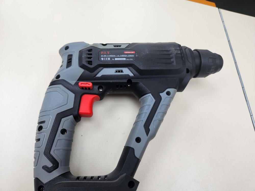 Перфоратор P.I.T. PBH20H-18A/1