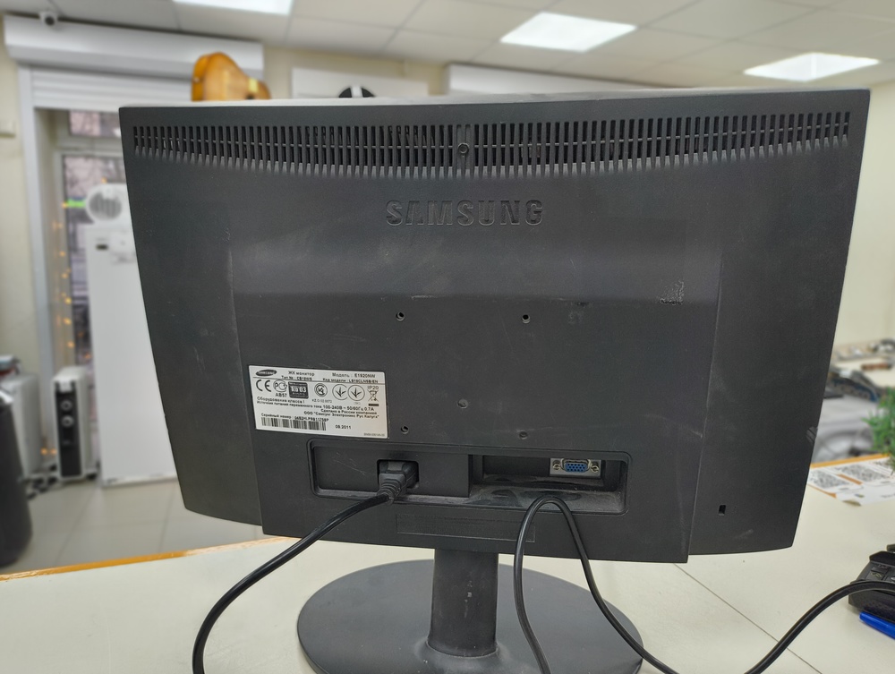 Монитор Samsung E1920NR