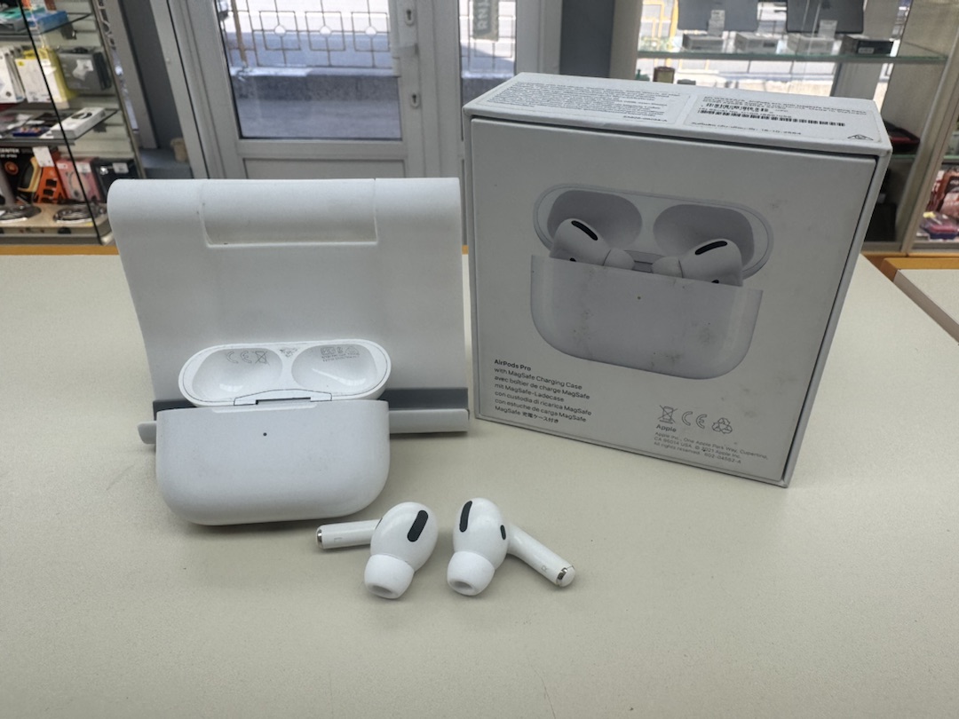 Наушники беспроводные Apple AirPods Pro
