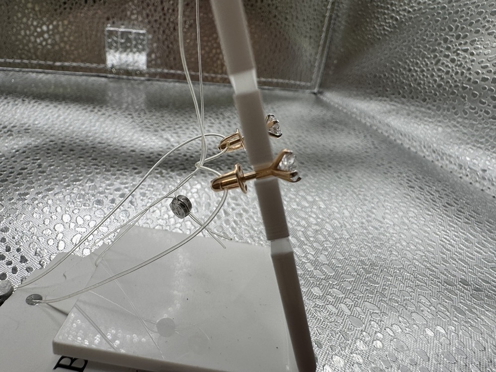 СЕРЬГИ ПУСЕТЫ с камнем (Au 585)