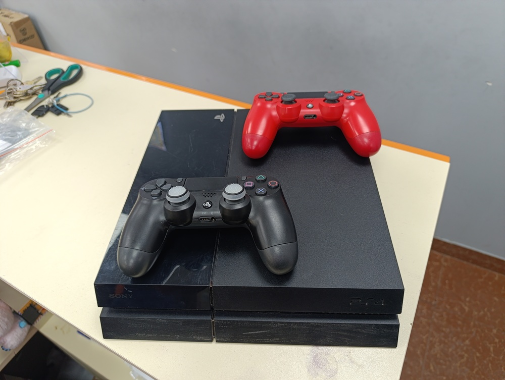 Игровая приставка PlayStation 4 FAT 500GB