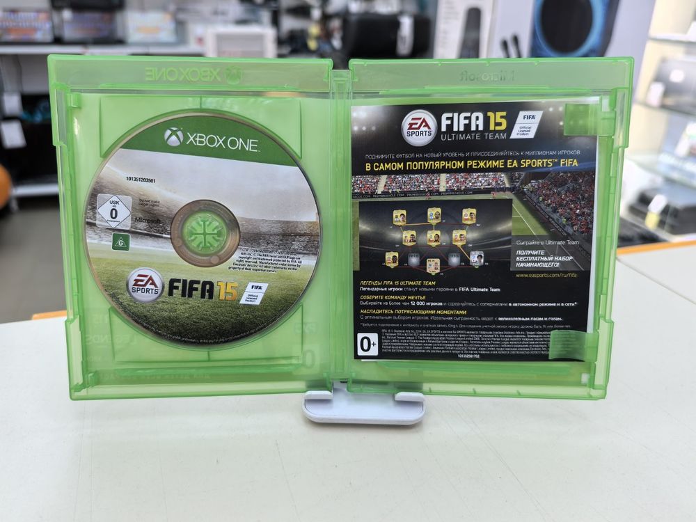 Игра  XBOX FIFA 2015