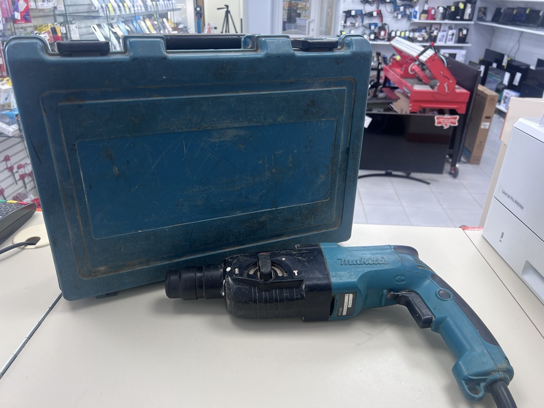 Перфоратор Makita HR 2450