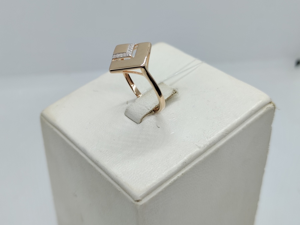 КОЛЬЦО С КАМНЯМИ (Au 585)