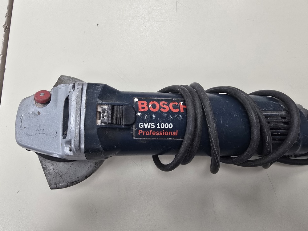 Угловая шлифмашина Bosch GWS 1000