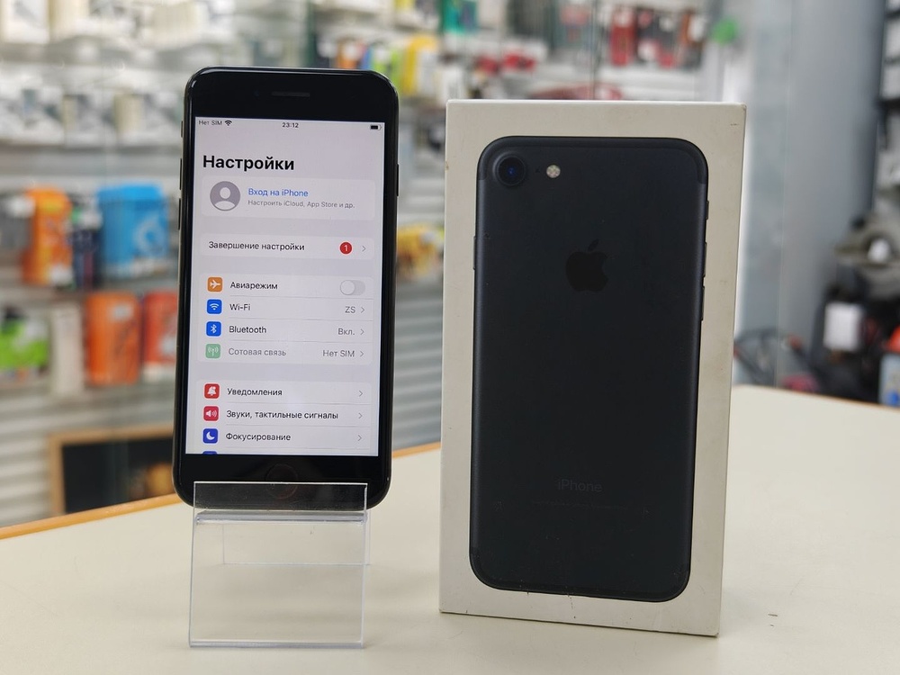 Смартфон Apple iPhone 7 32Gb