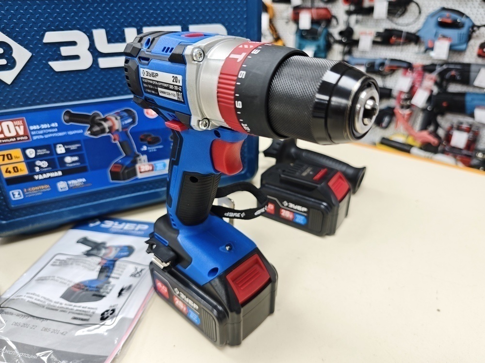 Шуруповерт Зубр DBS-201