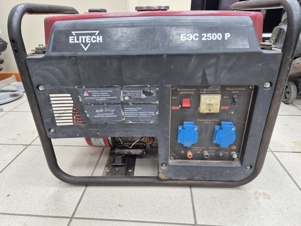 Бензогенератор Elitech БЭС 2500 Р