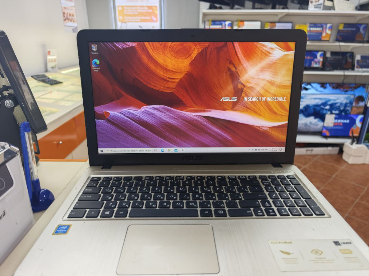 Ноутбук ASUS K540U; Pentium 4417U, Intel HD Graphics 610, 4 Гб, Нет, 500 Гб