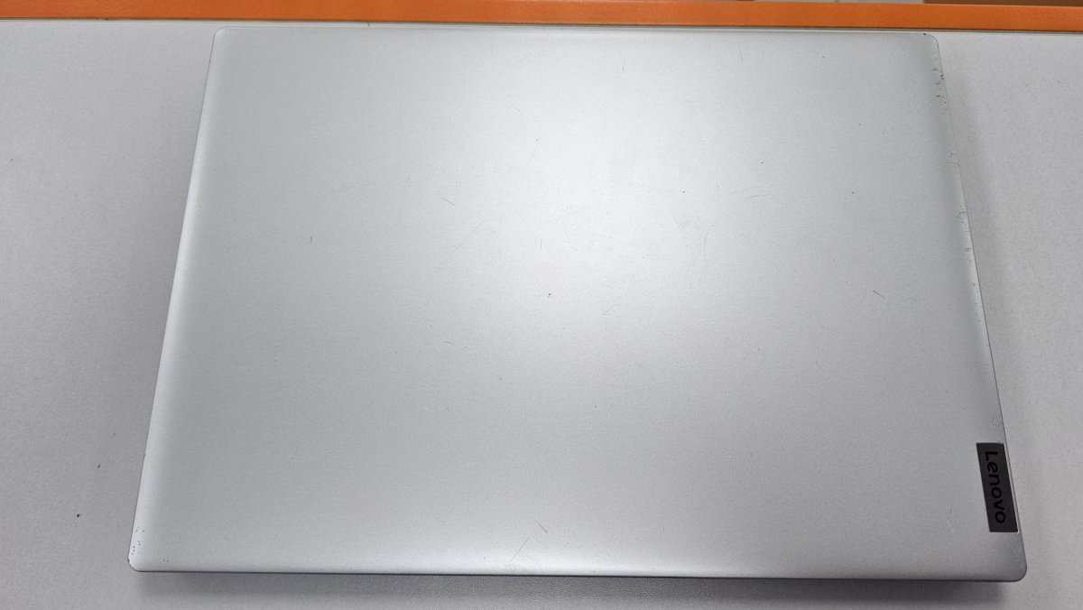 Ноутбук Lenovo; Celeron N4020, Intel UHD Graphics 600, 4 Гб, 128 Гб, Нет