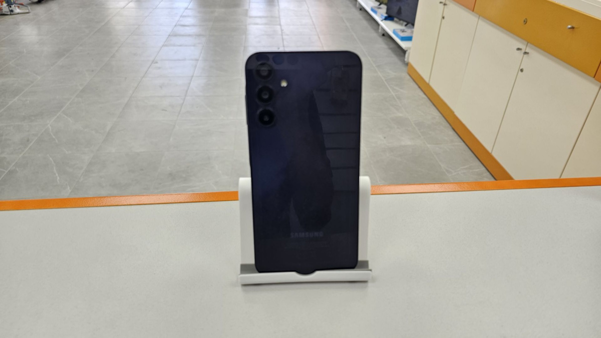 Смартфон Samsung Galaxy A15 4/128