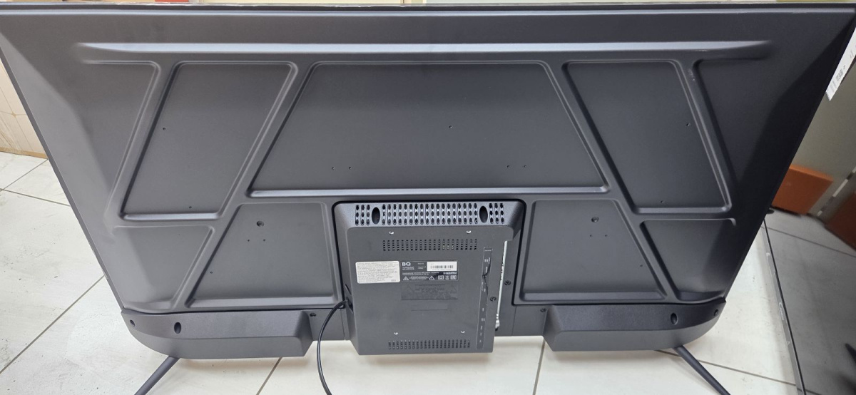LED Телевизор BQ 42FS02B